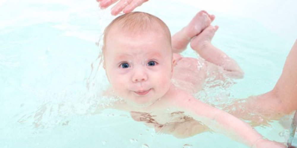 Как учить ребенка плавать