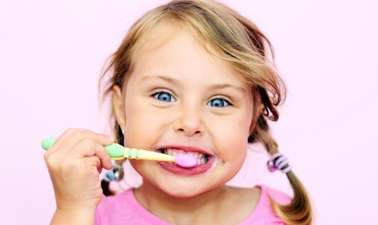 Ультразвуковая зубная щетка для детей 2